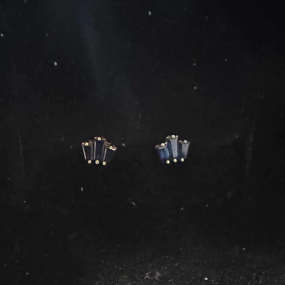 Yellow gold bicolor sapphire earrings